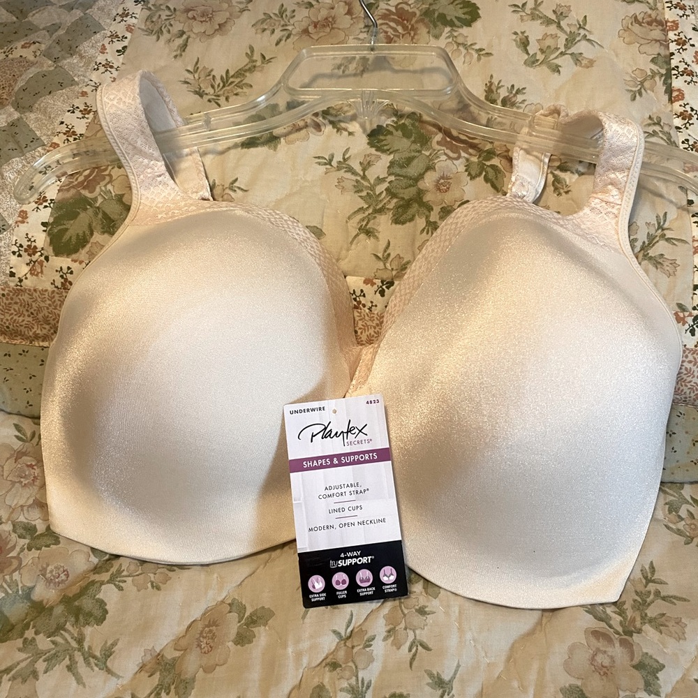 Playtex Women's Secrets Underwire Full Coverage Balconette T-Shirt Bra. 38DDD